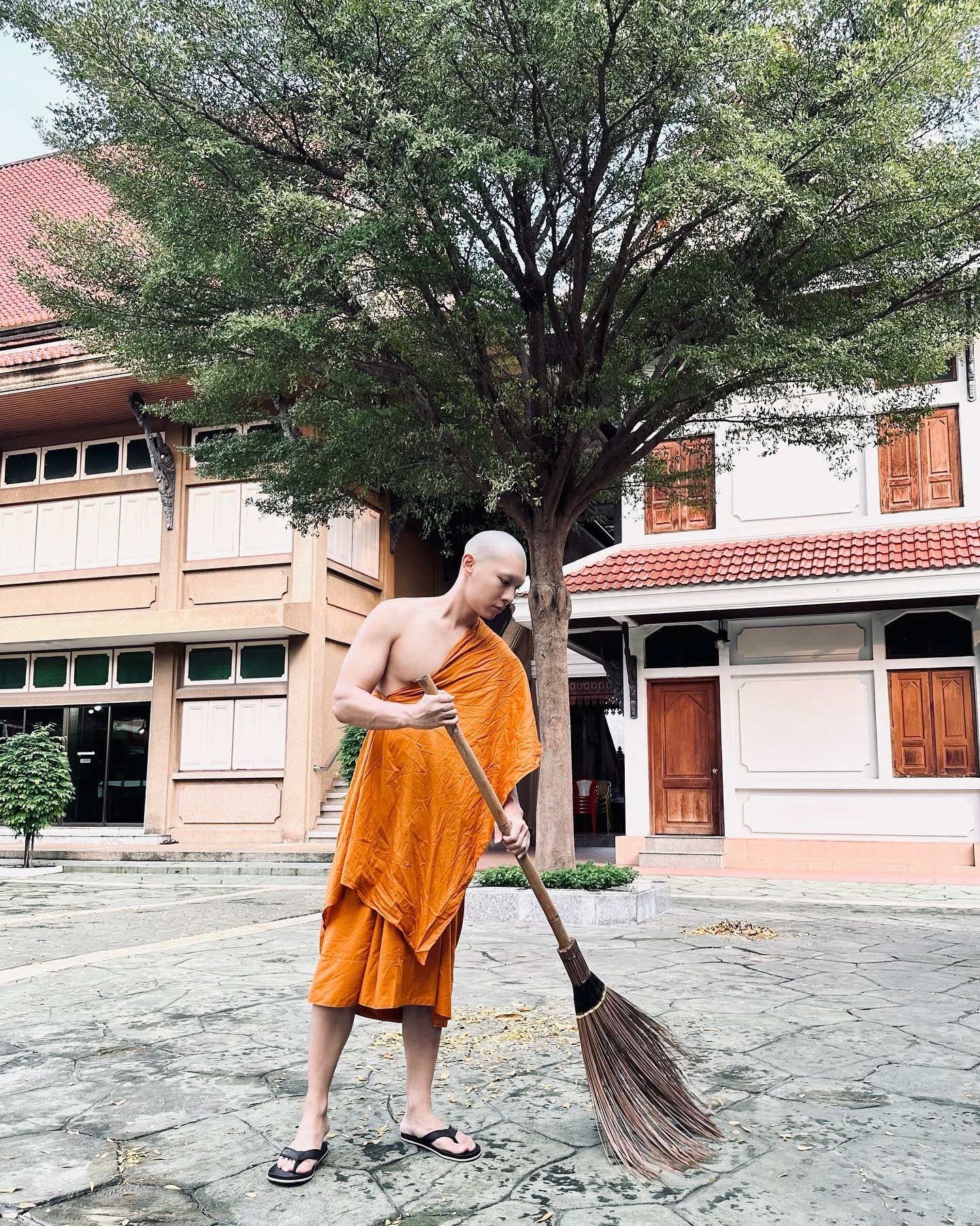 มิว - ศุภศิษฏ์ จงชีวีวัฒน์