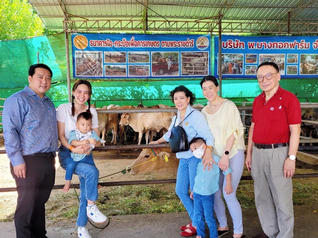 นุ้ย - สุจิรา อรุณพิพัฒน์