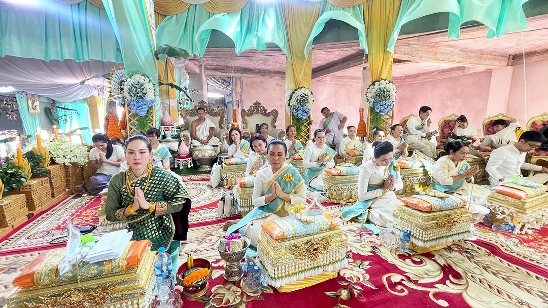 นุ้ย - สุจิรา อรุณพิพัฒน์