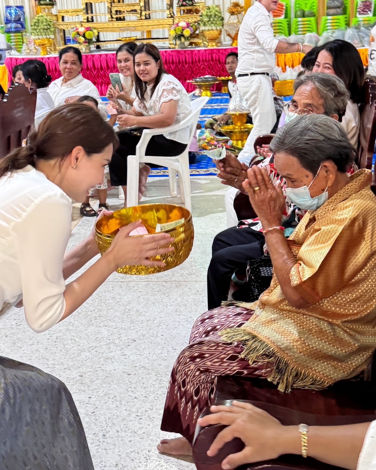 นุ้ย - สุจิรา อรุณพิพัฒน์