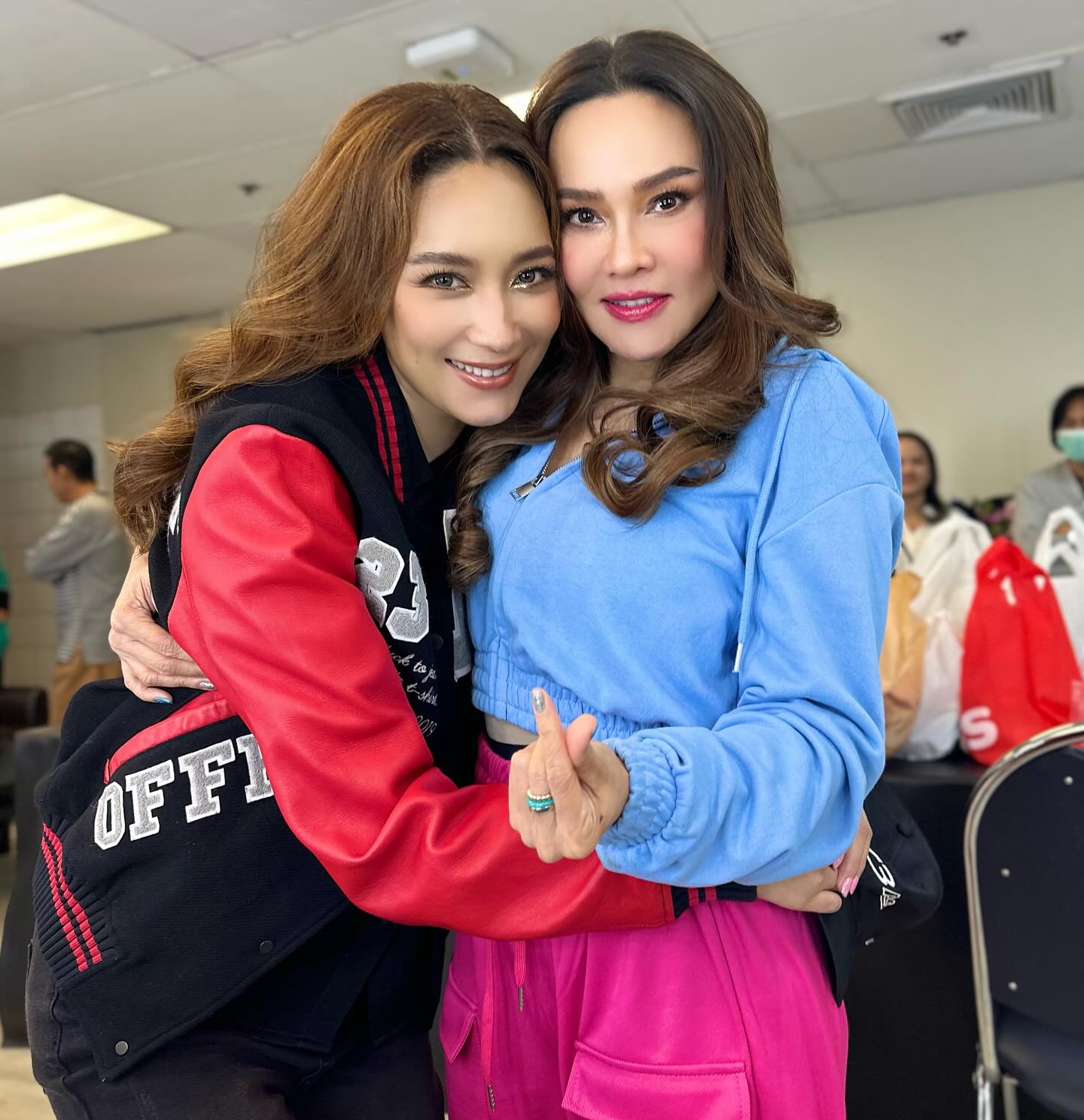 บี - น้ำทิพย์ จงรัชตวิบูลย์