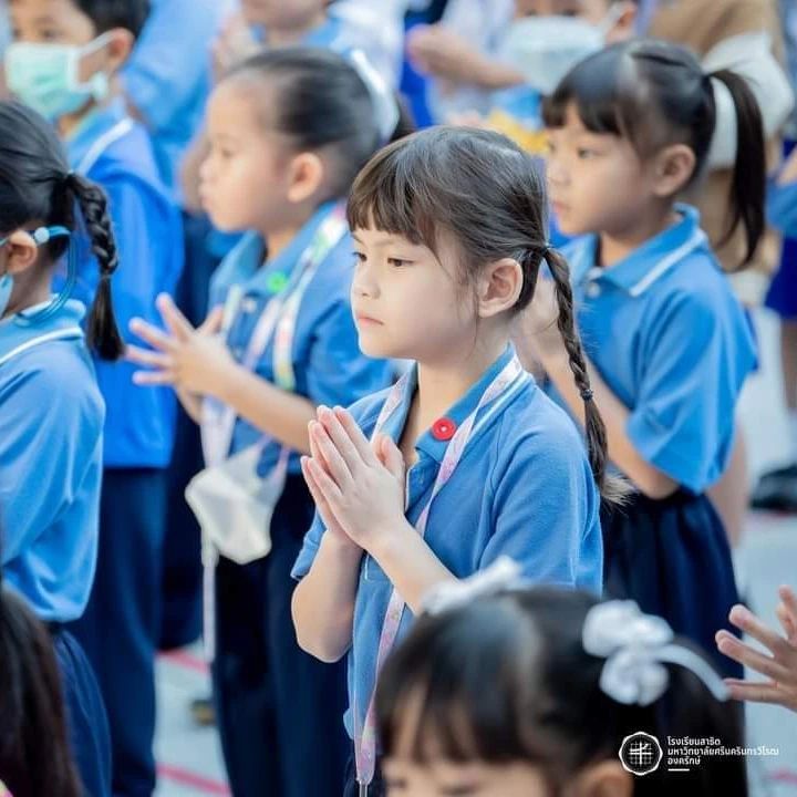 น้ำ - รพีภัทร เอกพันธ์กุล