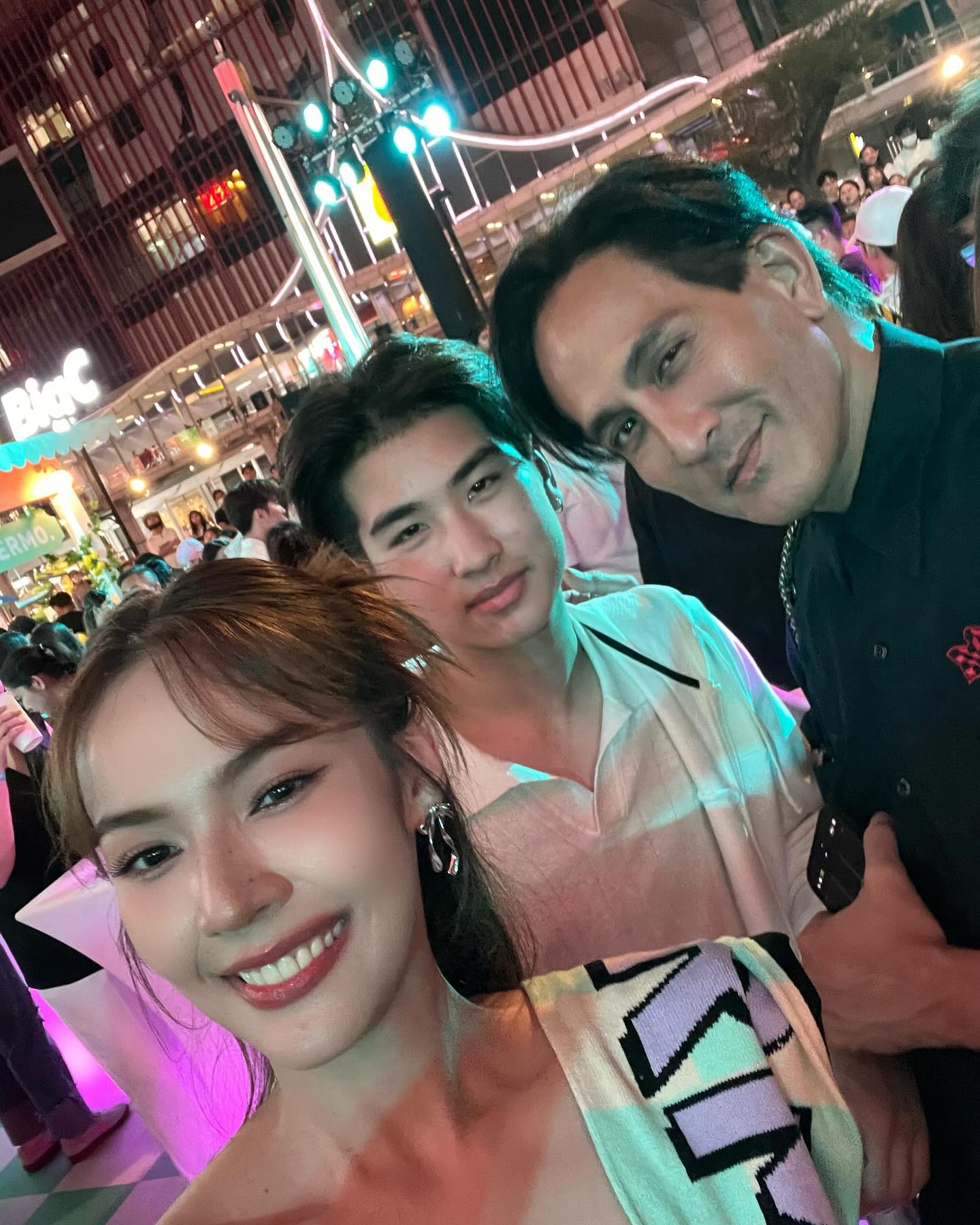 พีพี - พัชญา เพียรเสมอ