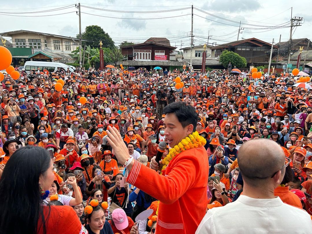 เพชร - กรุณพล เทียนสุวรรณ