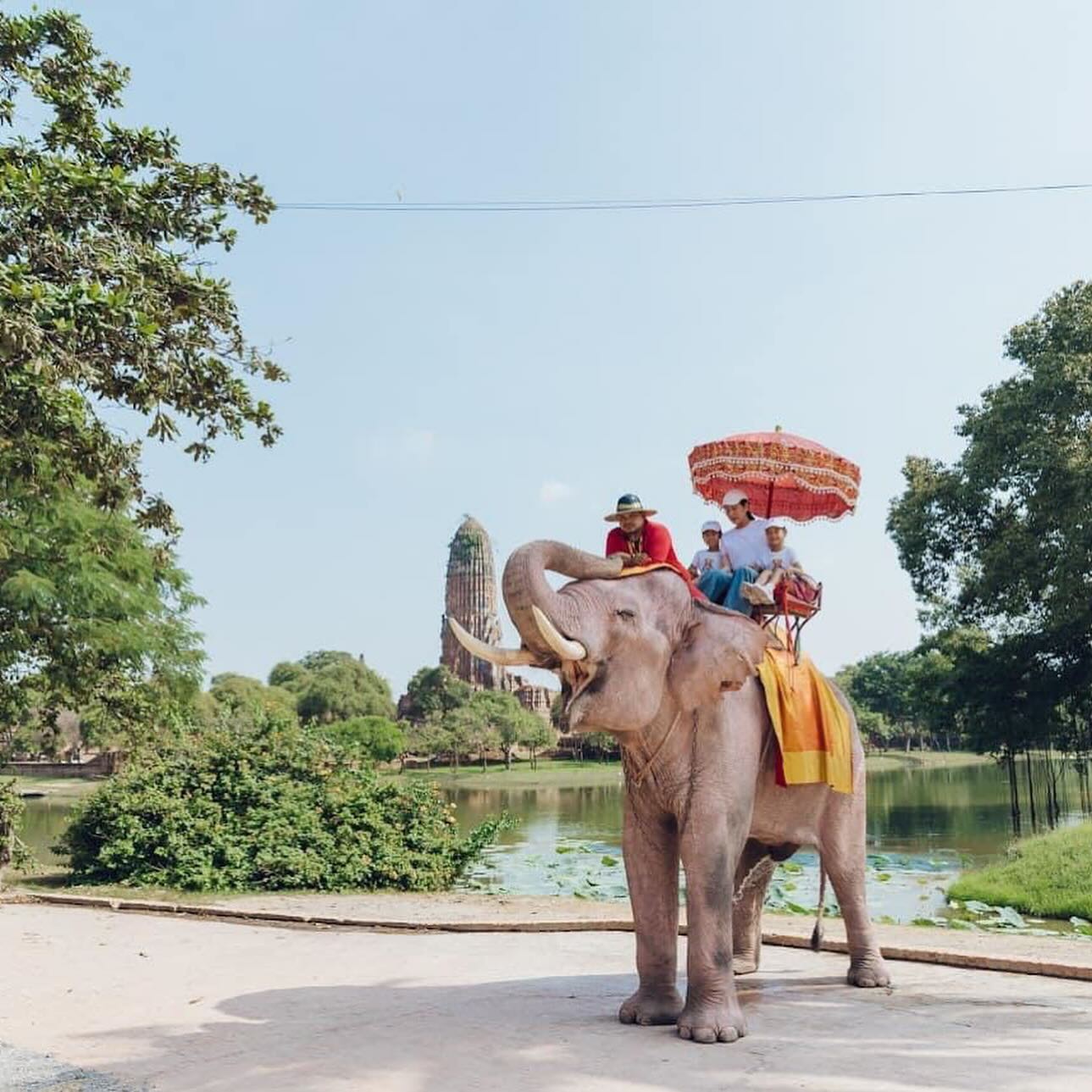 หนุ่ม - คงกะพัน แสงสุริยะ