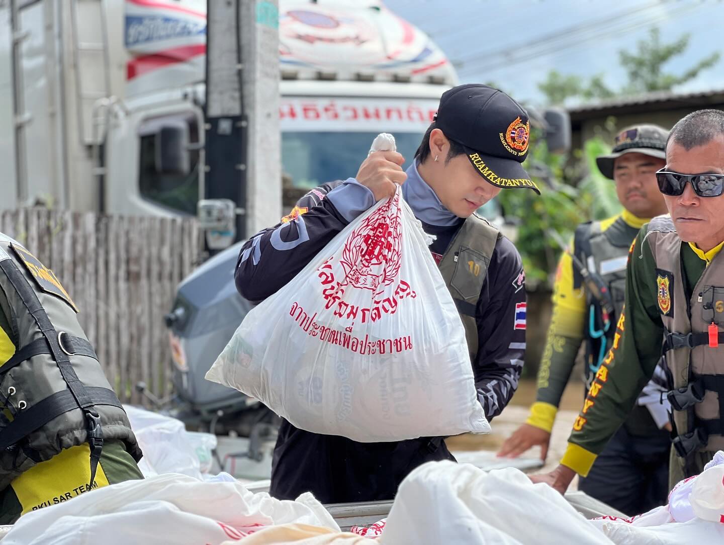 ยูโร - ยศวรรธน์ ทะวาปี