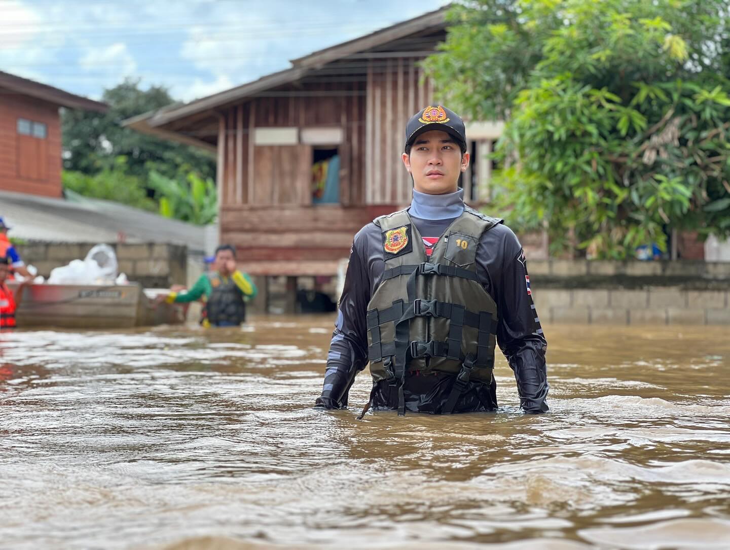 ยูโร - ยศวรรธน์ ทะวาปี