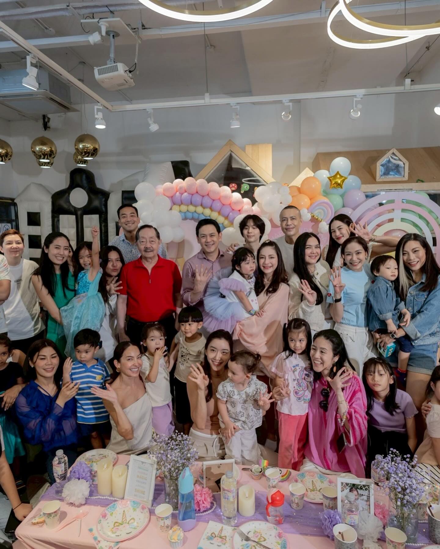 ฟลุค - เกริกพล มัสยวาณิช