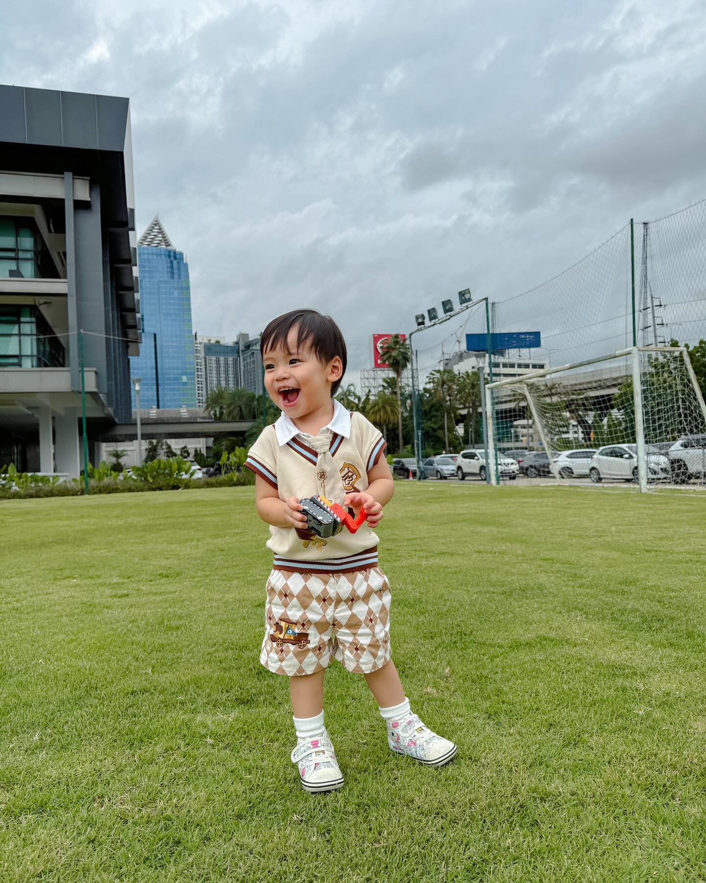 รถเมล์ - คะนึงนิจ จักรสมิทธานนท์