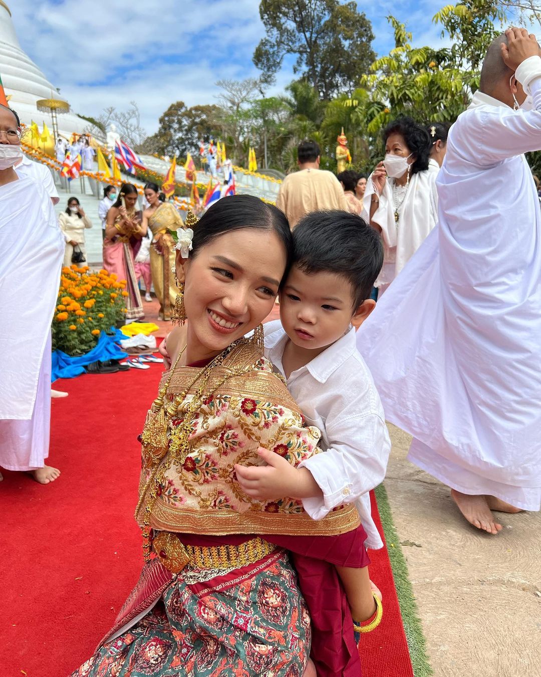 ดาต้า - ดรัลชรัส ศุขีวิริยะ