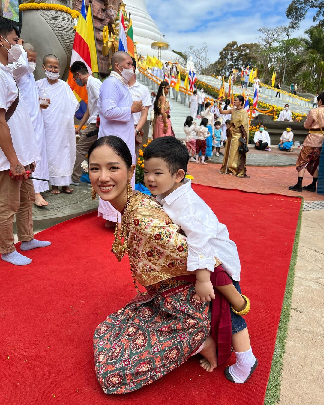 ดาต้า - ดรัลชรัส ศุขีวิริยะ