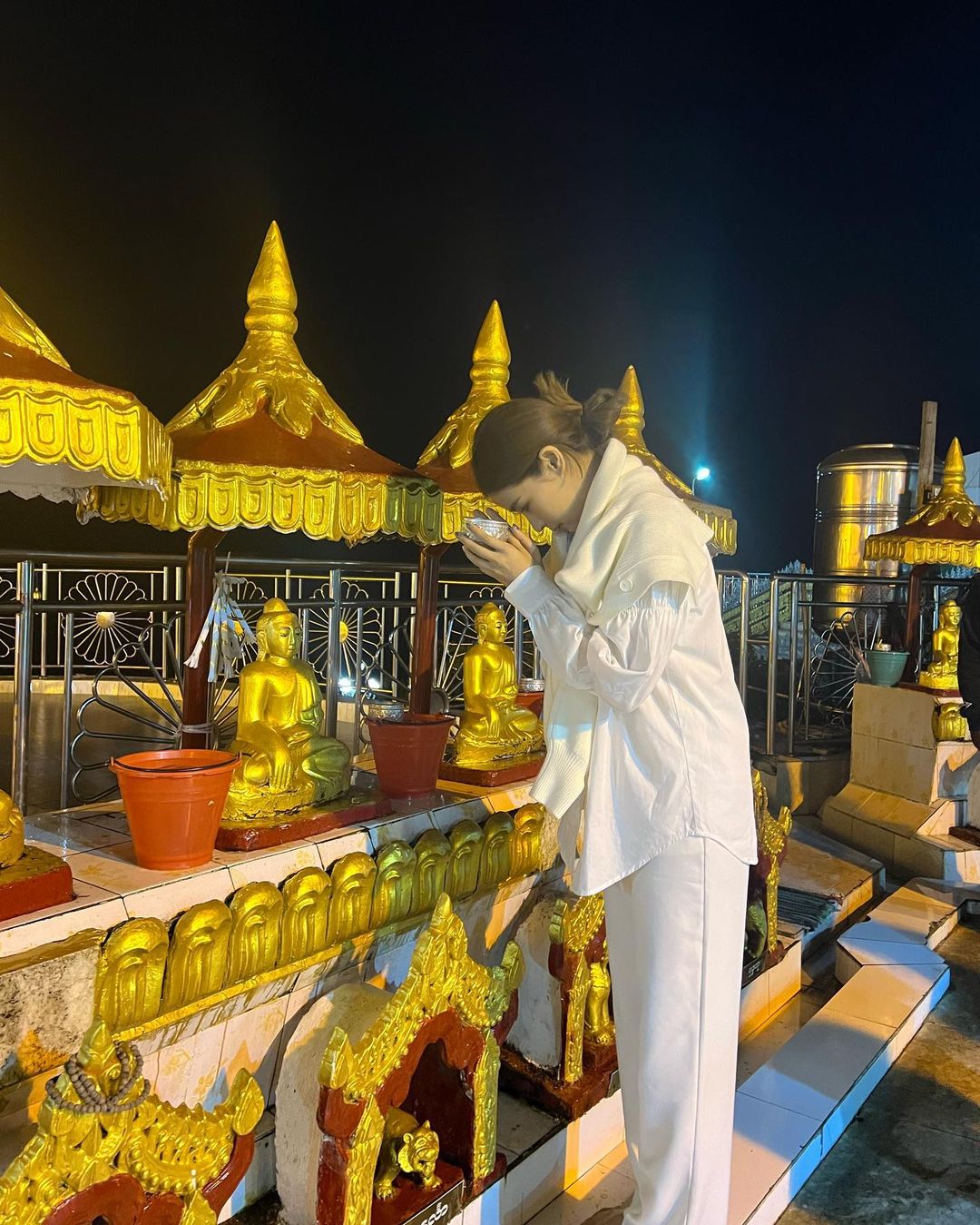 วิว - วรรณรท สนธิไชย