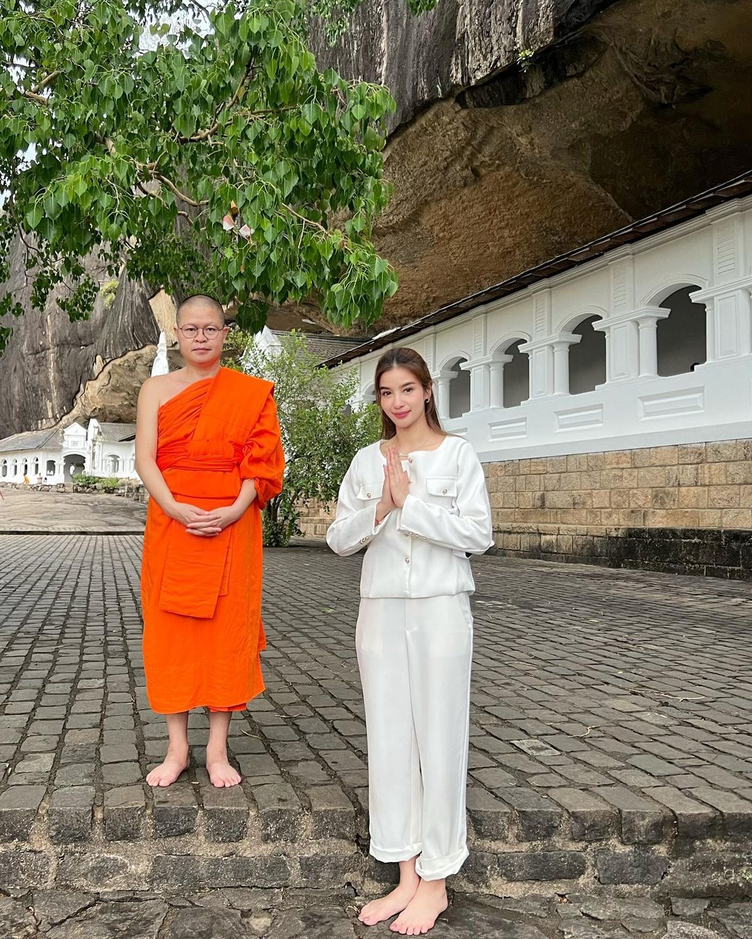 วิว - วรรณรท สนธิไชย