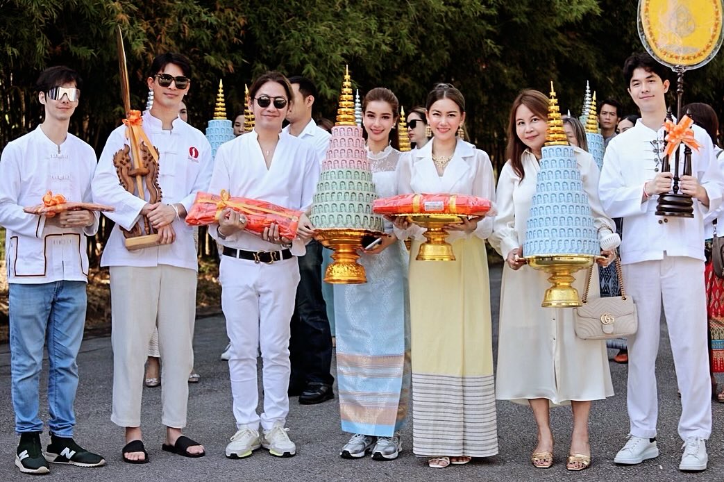 วิว - วรรณรท สนธิไชย