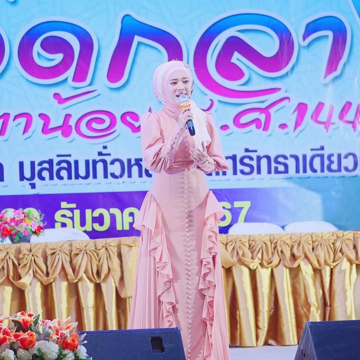 ทับทิม - อัญรินทร์ ธีราธนันพัฒน์