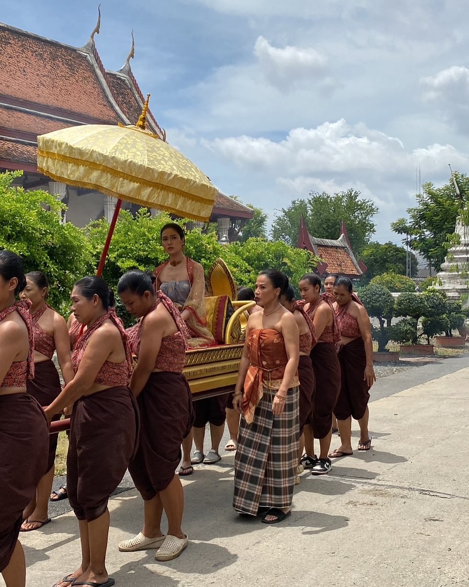 เฟิร์น - นพจิรา ฤกษ์ขจรนามกุล