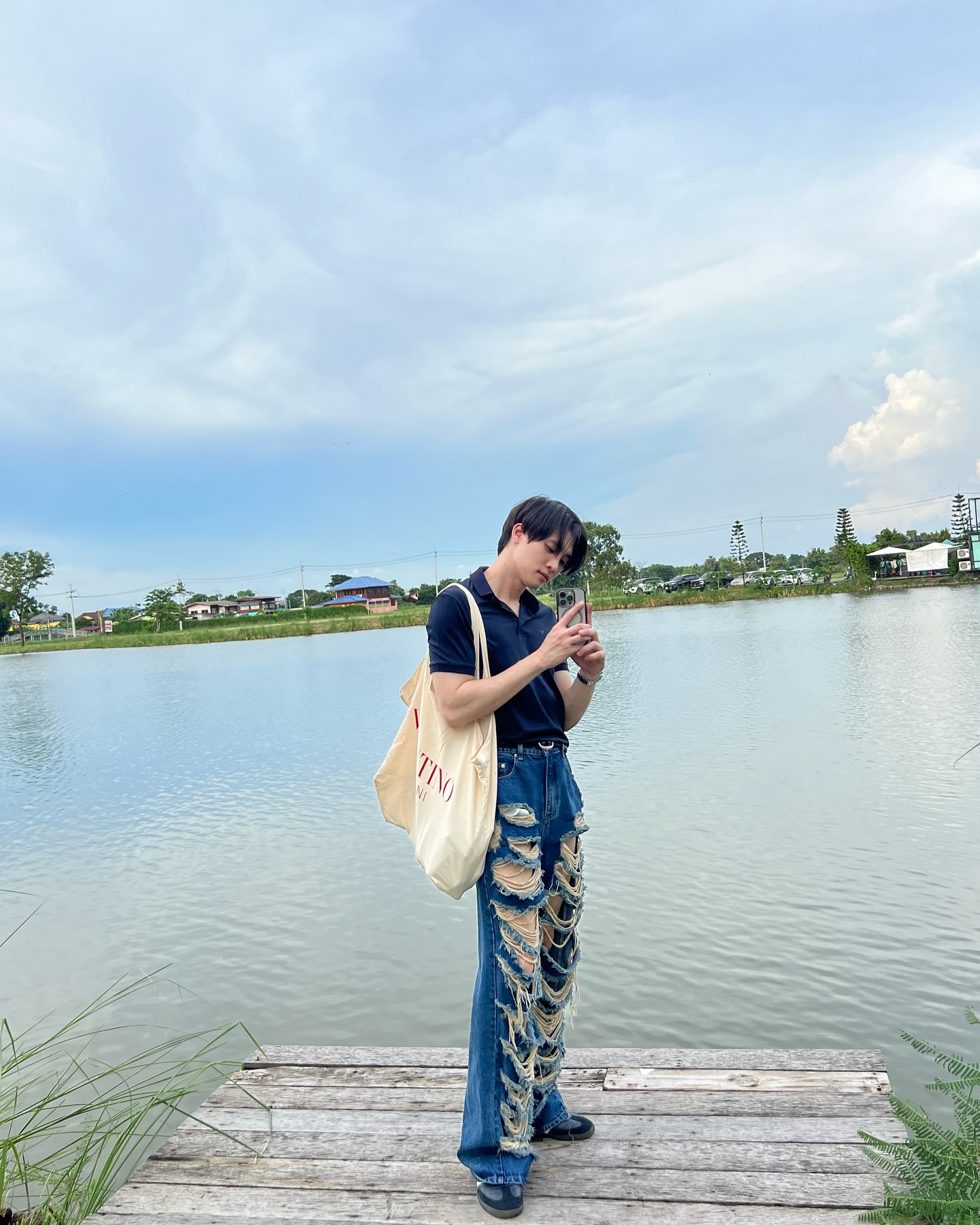 มีน - พีรวิชญ์ อรรถชิตสถาพร