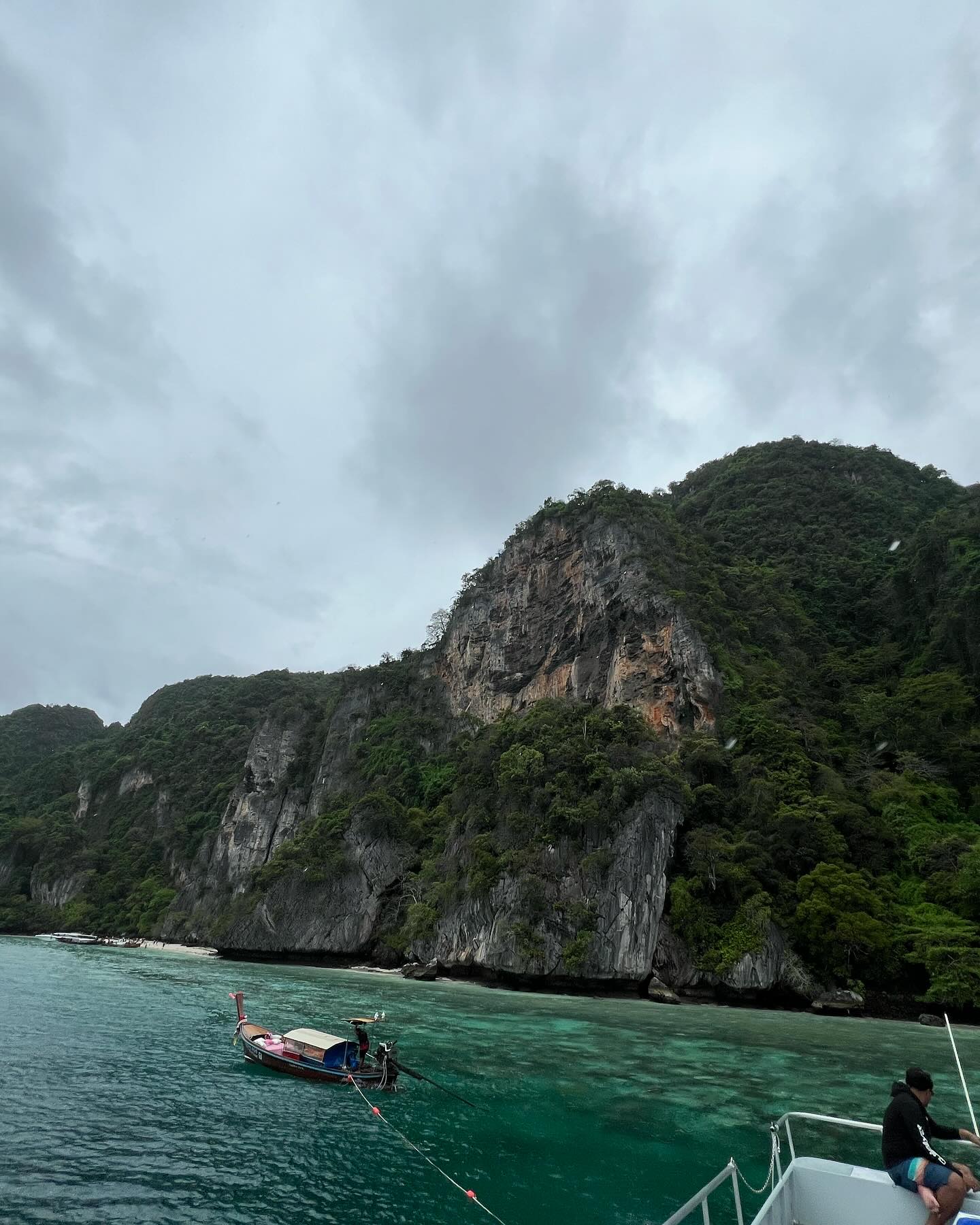 โฟร์ท - ณัฐวรรธน์ จิโรชน์ธิกุล