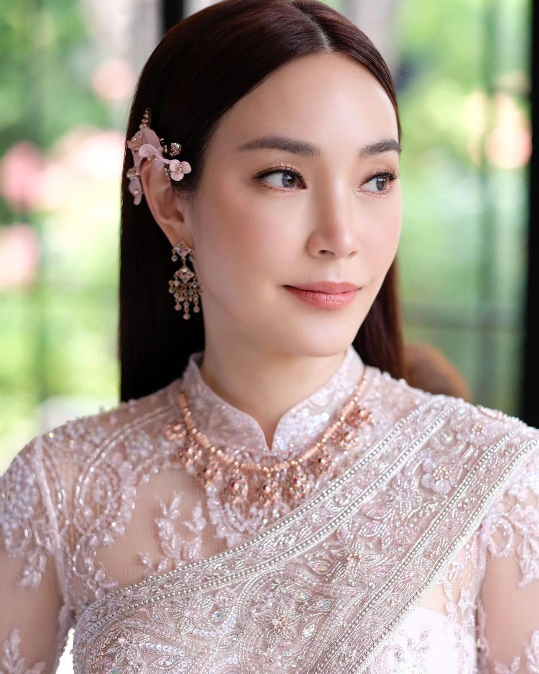 เมย์ - พิชญ์นาฏ สาขากร