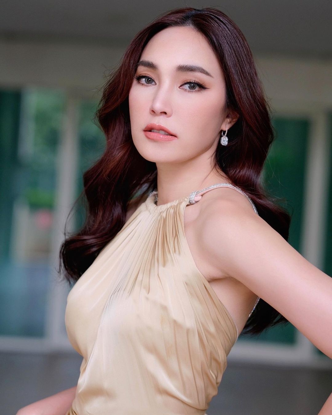 เมย์ - พิชญ์นาฏ สาขากร