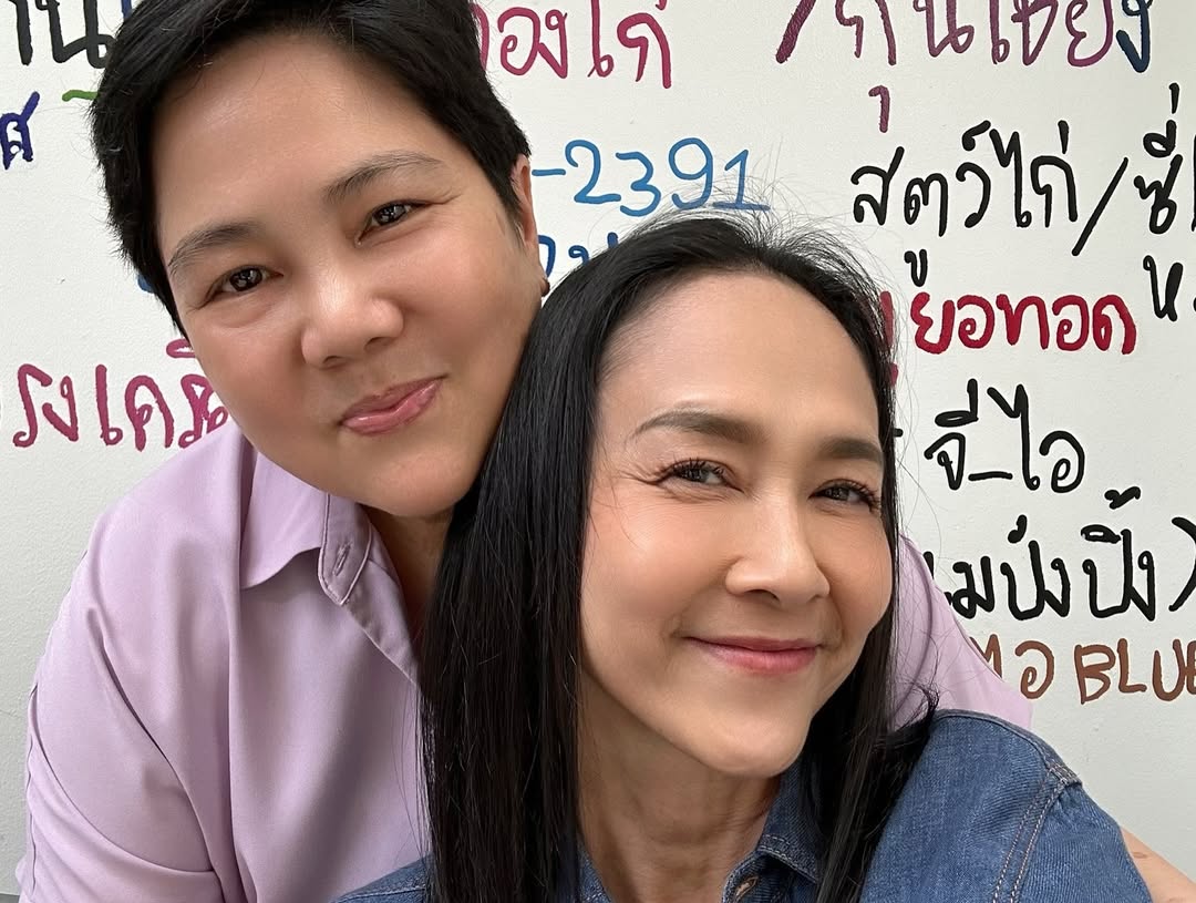 อ้อม - พิยดา จุฑารัตนกุล