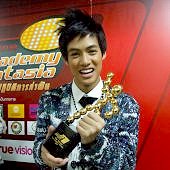 ปอ หายเหนื่อยหลังคว้ารางวัลสุดยอดนักล่าฝัน เอเอฟ 7